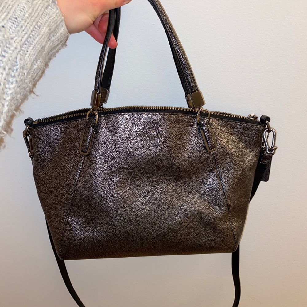Coach Women’s Shoulder Bag